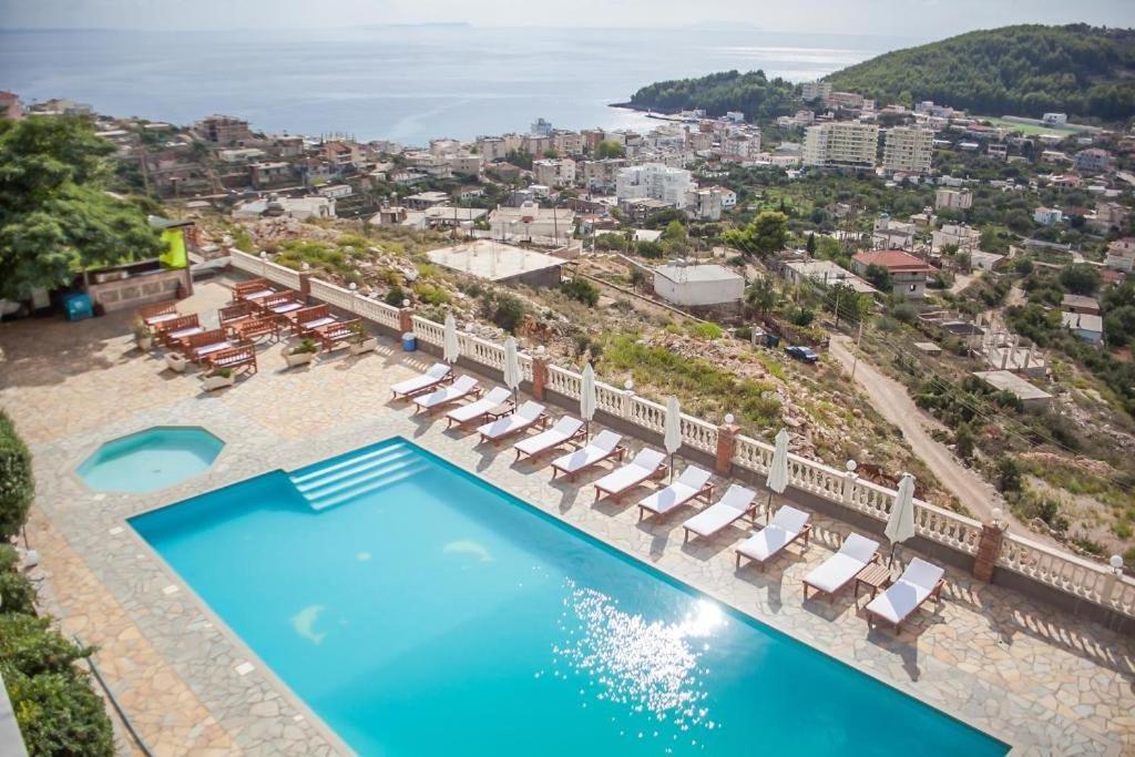 Lovely View Apartments Himare Exterior photo